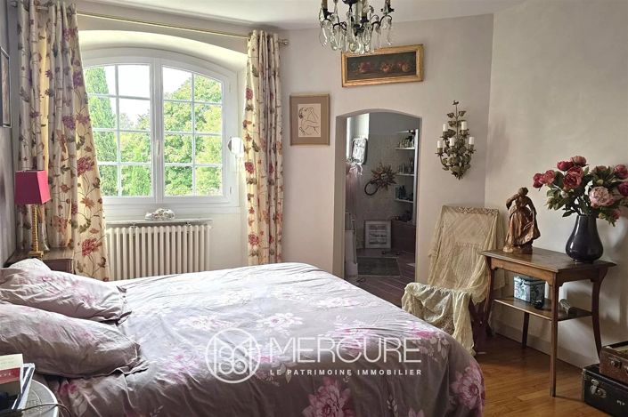 Image No.6-6 Bed House for sale