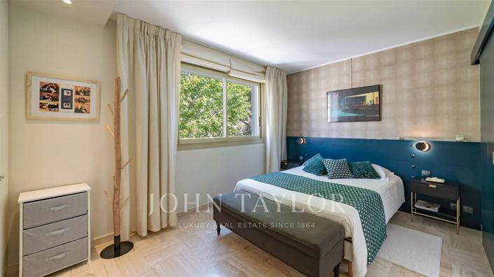 Image No.10-3 Bed Apartment for sale