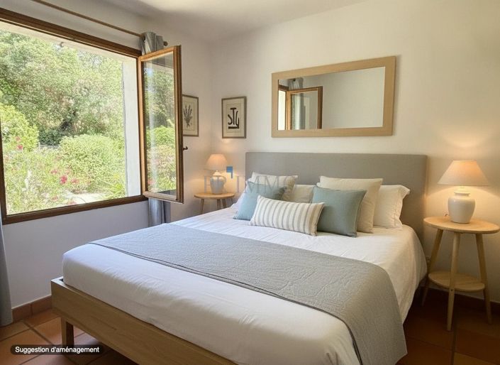 Image No.11-4 Bed House for sale