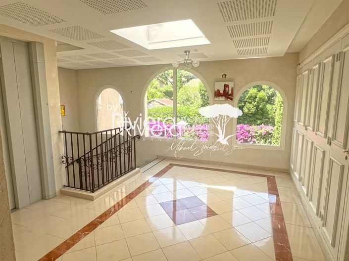 Image No.27-2 Bed Apartment for sale