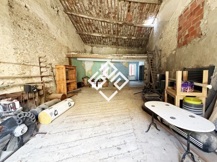 Image No.14-4 Bed House for sale