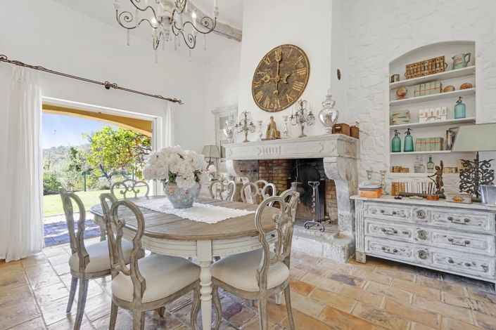 Image No.11-3 Bed House for sale