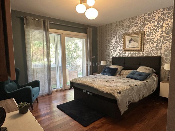 Image No.13-4 Bed House for sale