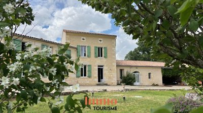 1 - Blaye, House
