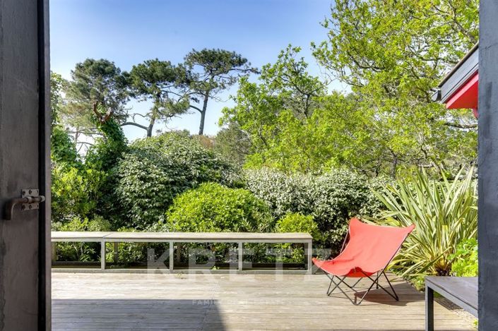 Image No.3-3 Bed House for sale