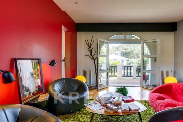 Image No.6-3 Bed House for sale