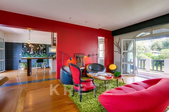Image No.7-3 Bed House for sale