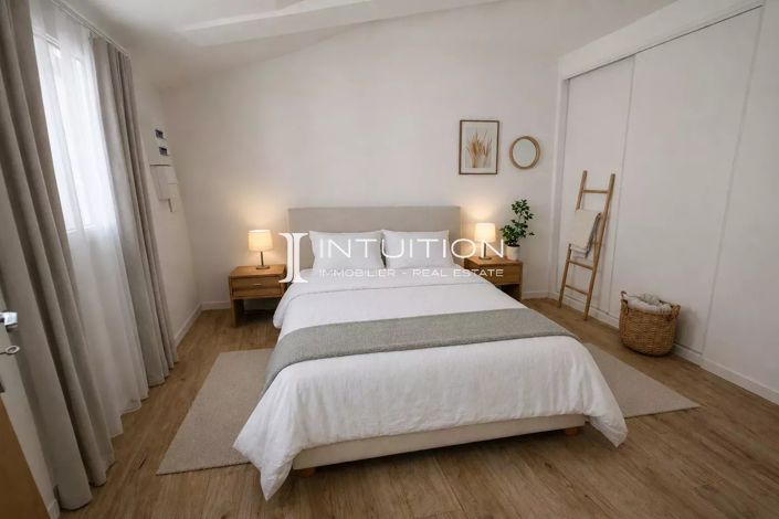 Image No.4-1 Bed House for sale
