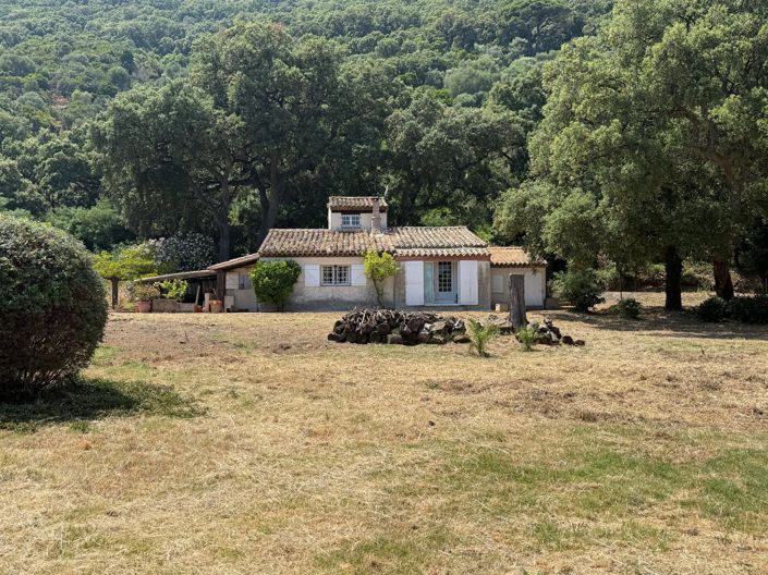 Image No.9-3 Bed House for sale