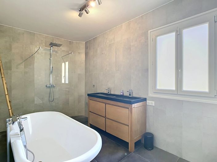 Image No.7-4 Bed Apartment for sale