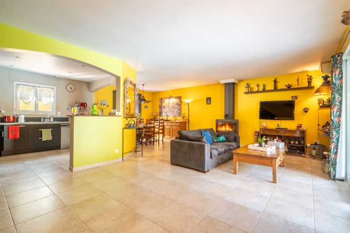 Image No.3-3 Bed House for sale