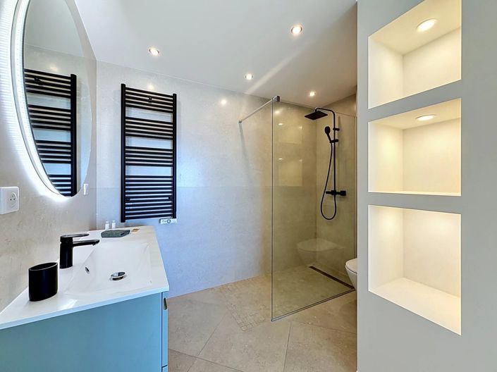 Image No.11-3 Bed Apartment for sale