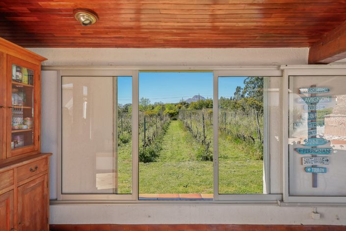 Image No.5-5 Bed House for sale