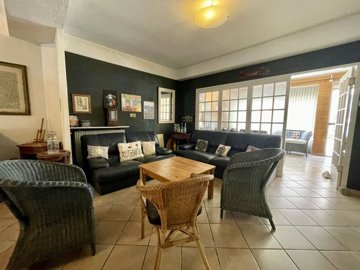 1 - Vic-en-Bigorre, House