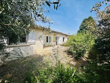 1 - Vic-en-Bigorre, House