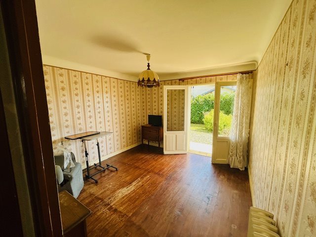 Image No.10-3 Bed House for sale