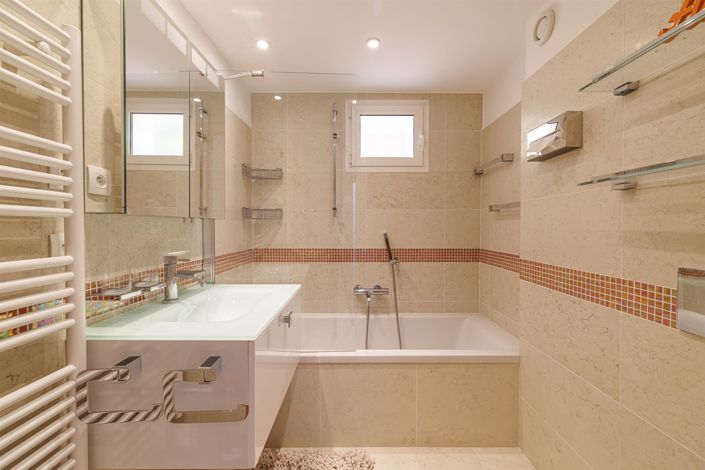 Image No.24-3 Bed House for sale