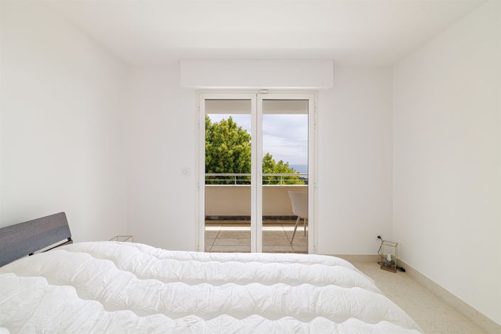 Image No.29-3 Bed House for sale
