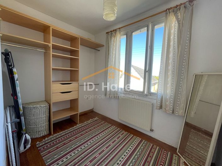 Image No.11-3 Bed House for sale