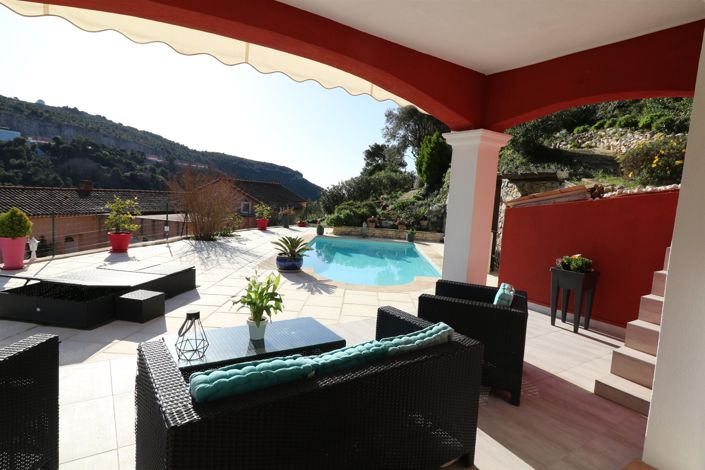 Image No.3-4 Bed House for sale