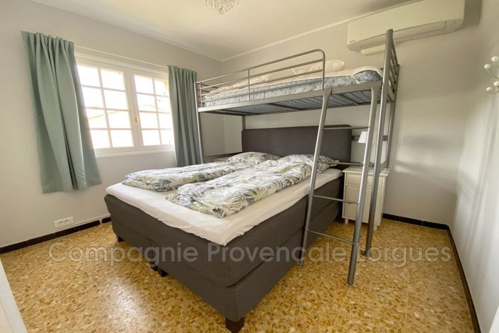 Image No.21-3 Bed House for sale