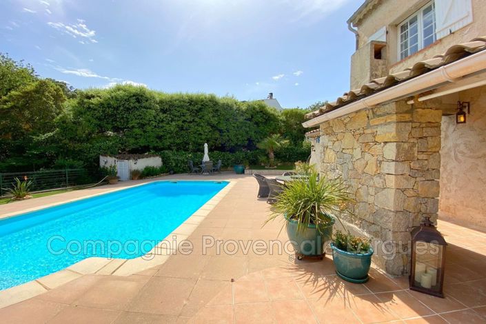 Image No.7-3 Bed House for sale