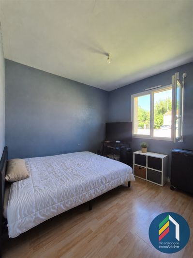 Image No.10-4 Bed House for sale