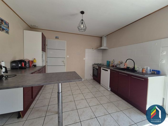 Image No.5-4 Bed House for sale