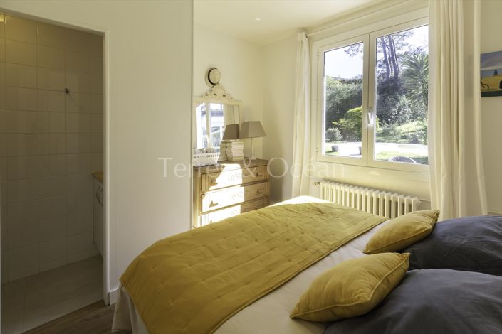 Image No.10-5 Bed House for sale