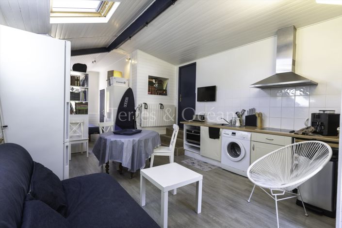 Image No.11-5 Bed House for sale