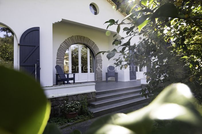Image No.13-5 Bed House for sale
