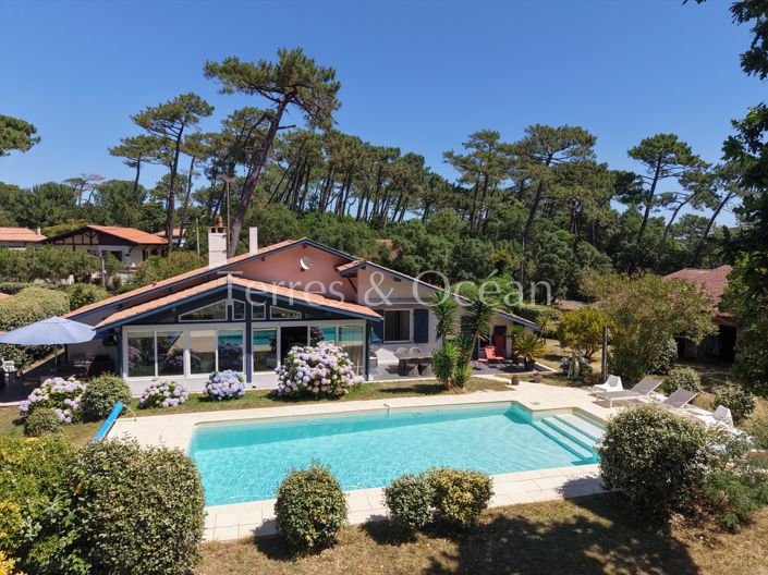Image No.4-5 Bed House for sale