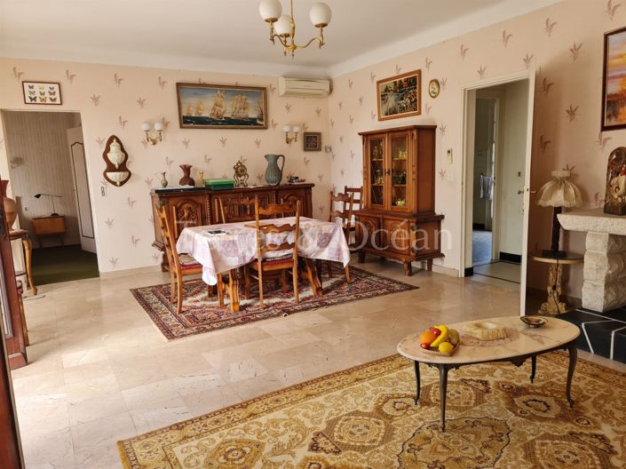 Image No.4-4 Bed House for sale