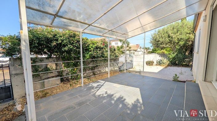 Image No.2-3 Bed House for sale