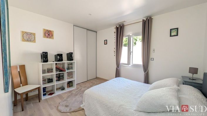 Image No.12-3 Bed House for sale