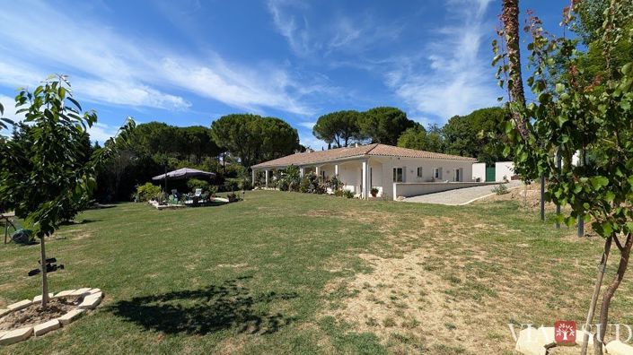Image No.2-3 Bed House for sale