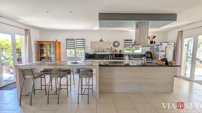 Image No.5-3 Bed House for sale