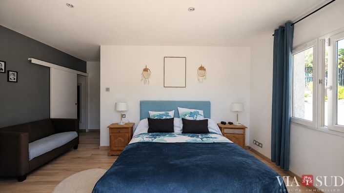 Image No.9-3 Bed House for sale
