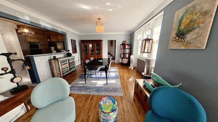 Image No.4-5 Bed House for sale
