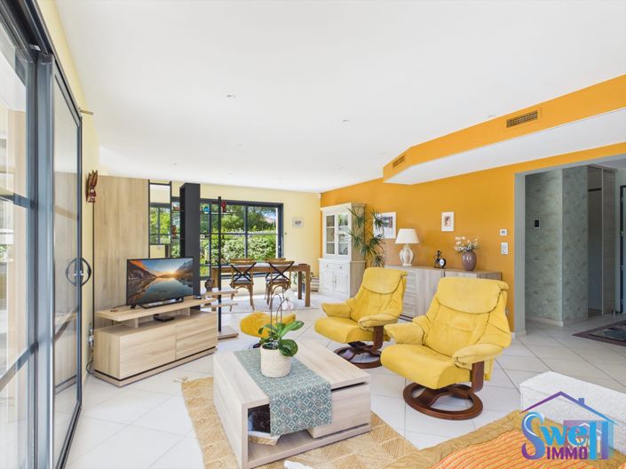 Image No.12-3 Bed House for sale