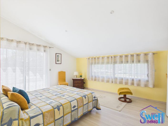 Image No.17-3 Bed House for sale