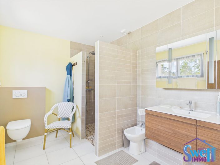 Image No.21-3 Bed House for sale
