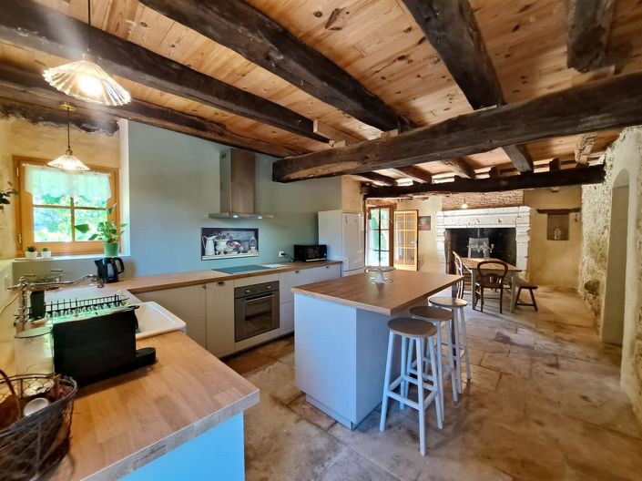 Image No.8-3 Bed House for sale