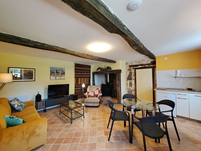 Image No.25-8 Bed Property for sale