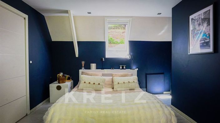 Image No.19-5 Bed House for sale