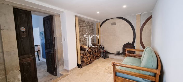 Image No.12-8 Bed House for sale