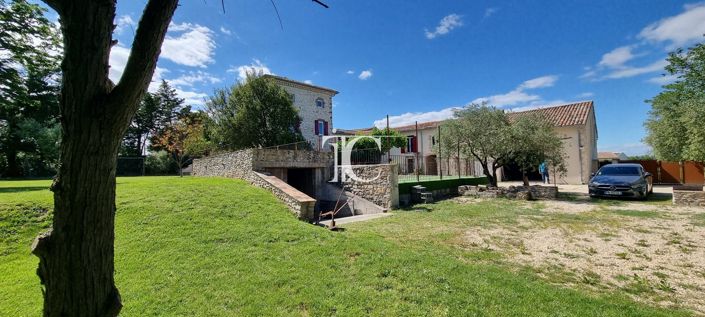 Image No.23-8 Bed House for sale