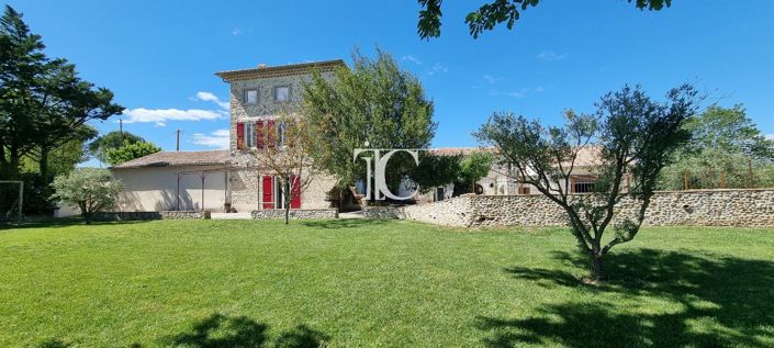 Image No.25-8 Bed House for sale