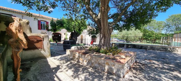 Image No.26-8 Bed House for sale