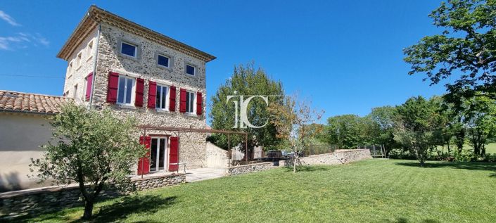 Image No.27-8 Bed House for sale